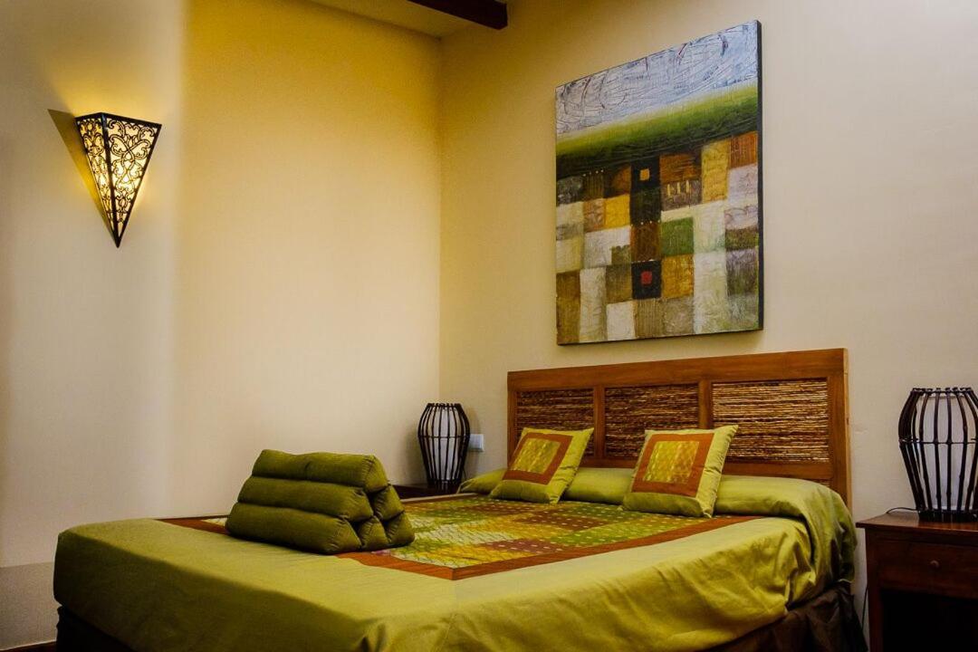 Masia Durba Hotel Castellnovo Luaran gambar