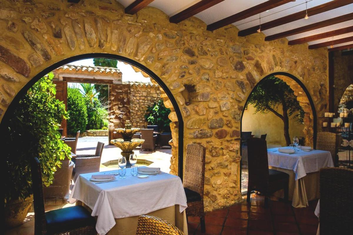 Masia Durba Hotel Castellnovo Luaran gambar